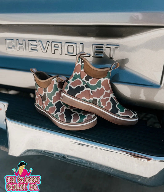 DECK BOOTS ADULTS